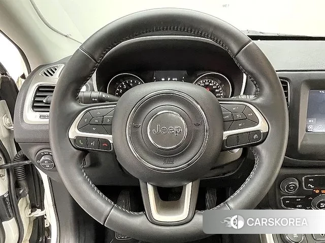 Jeep Compass 2nd Generation 2018 Белый из Кореи, фото 2