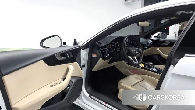 Audi A5 (F5) 2021 Белый из Кореи, фото 2