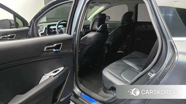 Kia Sportage 5th Generation Hybrid 2023 Серый из Кореи, фото 2