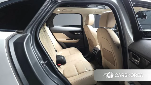 Jaguar F-PACE 2018 Белый из Кореи, фото 2
