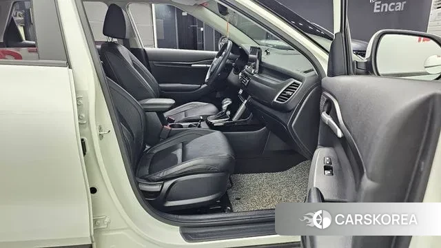 Kia Seltos 2021 Белый из Кореи, фото 2