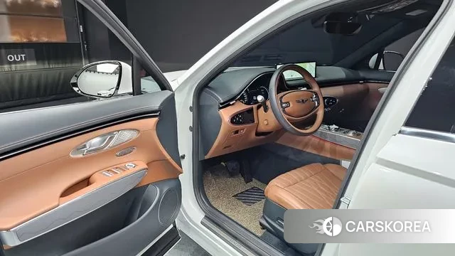 Genesis GV70 2024 Белый из Кореи, фото 2