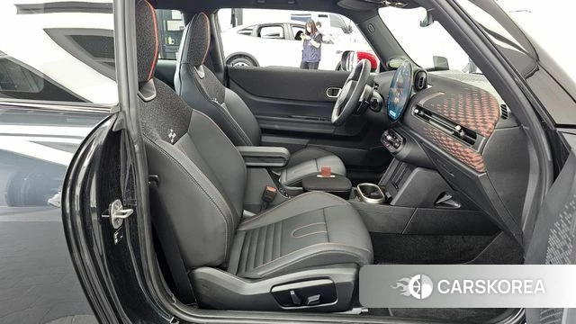 Mini Cooper S 4th Generation 2025 Черный из Кореи, фото 2
