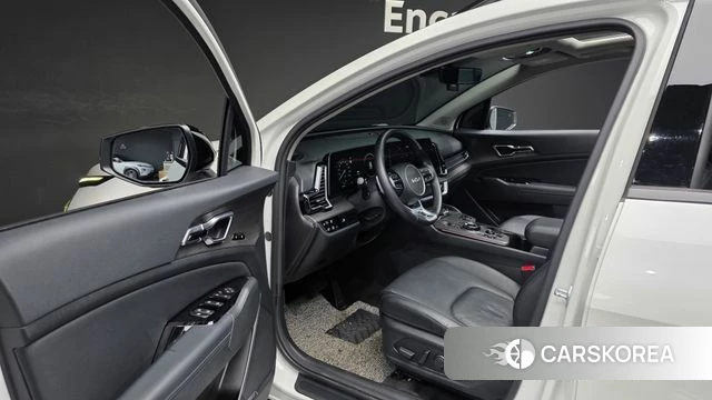 Kia Sportage 5th Generation Hybrid 2022 Белый из Кореи, фото 2