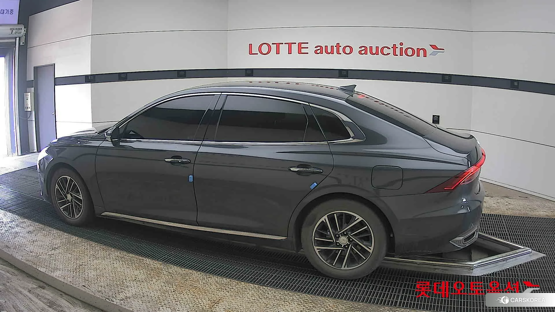 Hyundai Grandeur 2020 Nocturne Gray из Кореи, фото 2