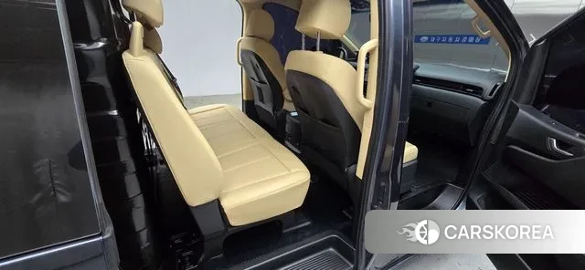 Hyundai Staria 2022 Серый из Кореи, фото 2