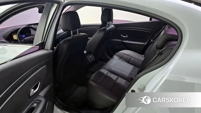 Renault Korea (Samsung) SM3 Neo 2018 Белый из Кореи, фото 2