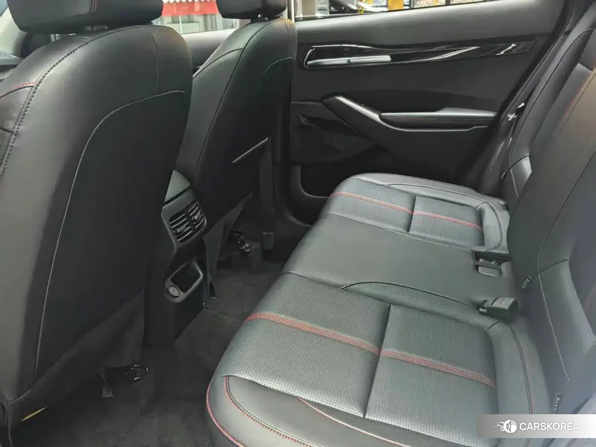 Kia KX3 2022 Белый из Китая, фото 2