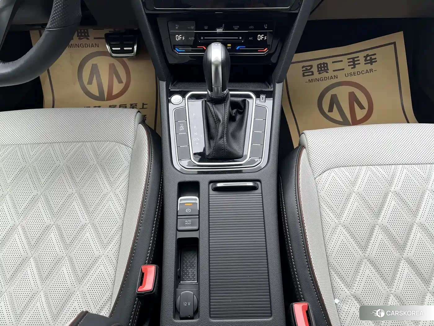 Volkswagen Magotan 2022 Черный из Китая, фото 2
