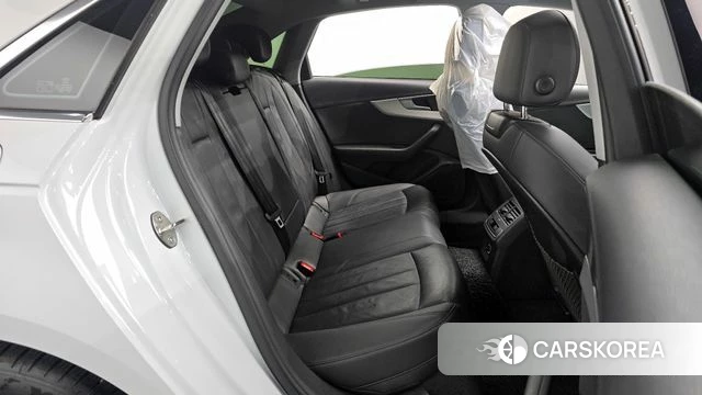 Audi A4 (B9) 2019 Белый из Кореи, фото 2