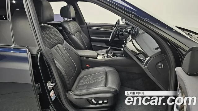 BMW 6 Series GT (G32) 2018 Черный из Кореи, фото 2