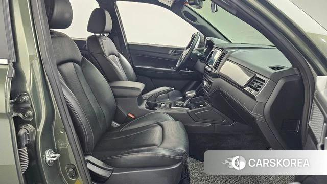 Ssangyong The New Rexton Sport 2023 Темно-зеленый из Кореи, фото 2