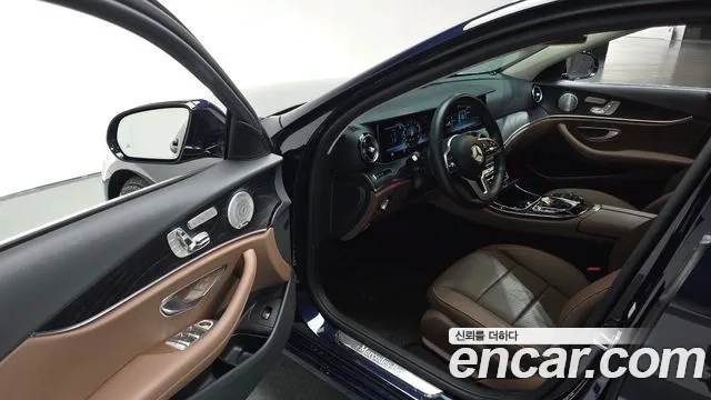 Mercedes-Benz E-Class W213 2020 Синий из Кореи, фото 2