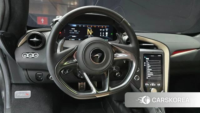 McLaren 750S 2024 Черный из Кореи, фото 2