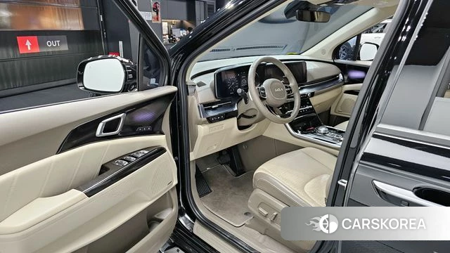 Kia Carnival 4th generation 2023 Черный из Кореи, фото 2