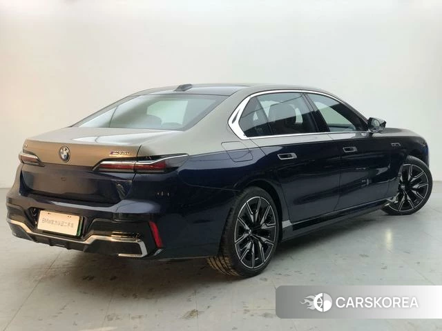 BMW i7 id 4208350 из Китая 2