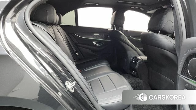 Mercedes-Benz E-Class W213 2020 Серый из Кореи, фото 2