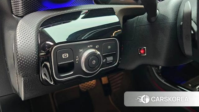 Mercedes-Benz A-Class W177 2020 Белый из Кореи, фото 2