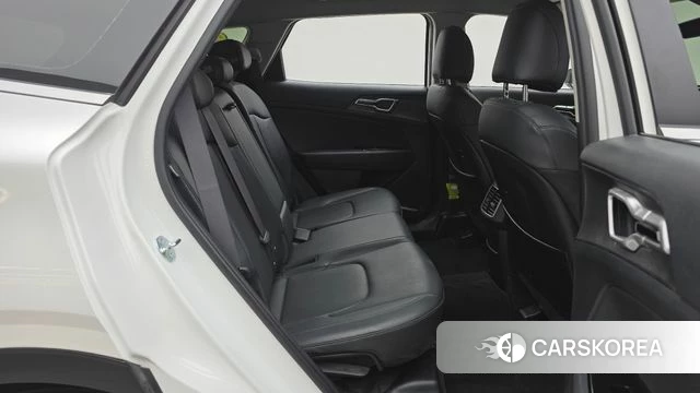 Kia Sportage 5th Generation 2024 Белый из Кореи, фото 2