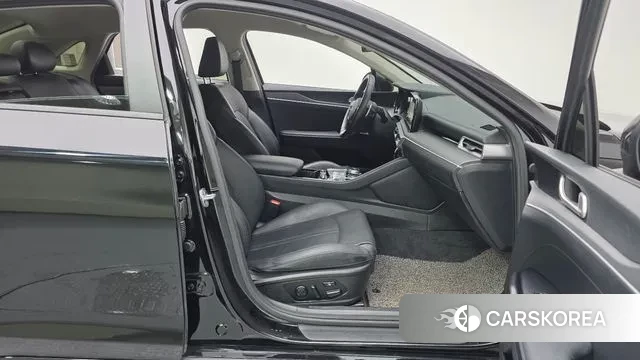 Kia K5 3rd generation 2022 Черный из Кореи, фото 2