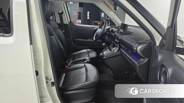 Hyundai Casper 2022 Белый из Кореи, фото 2