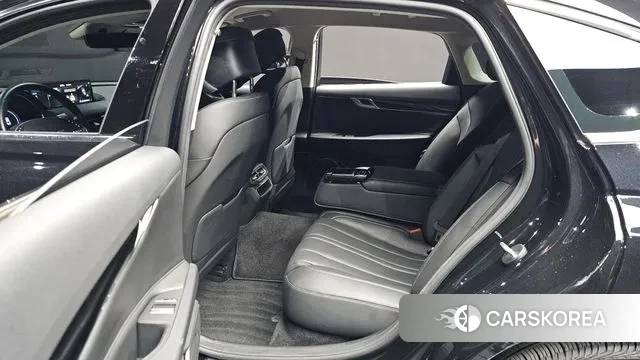 Genesis G80 (RG3) 2022 Черный из Кореи, фото 2