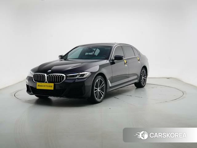 BMW 5 series 2021 Черный из Китая, фото 2
