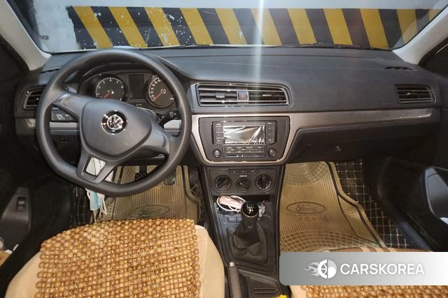 Volkswagen Lavida 2022 Белый из Китая, фото 2