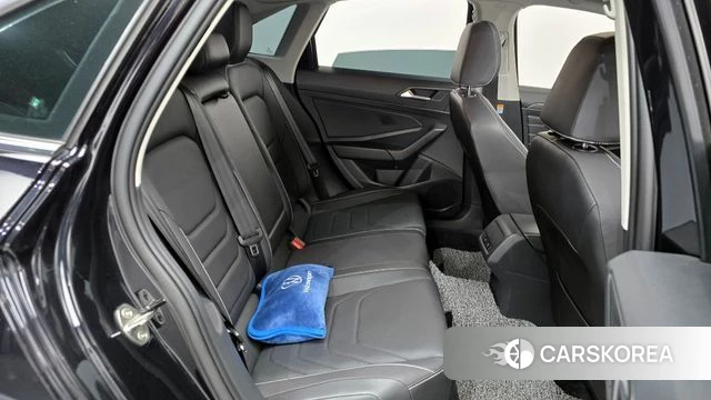 Volkswagen 7th Generation of Jetta 2022 Черный из Кореи, фото 2