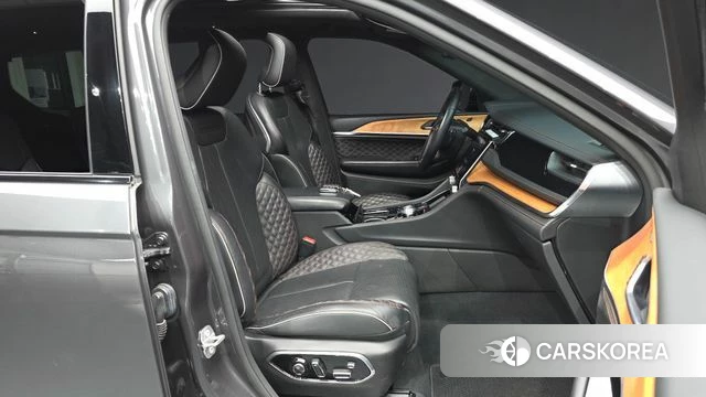 Jeep Grand Cherokee (WL) 2023 Серый из Кореи, фото 2