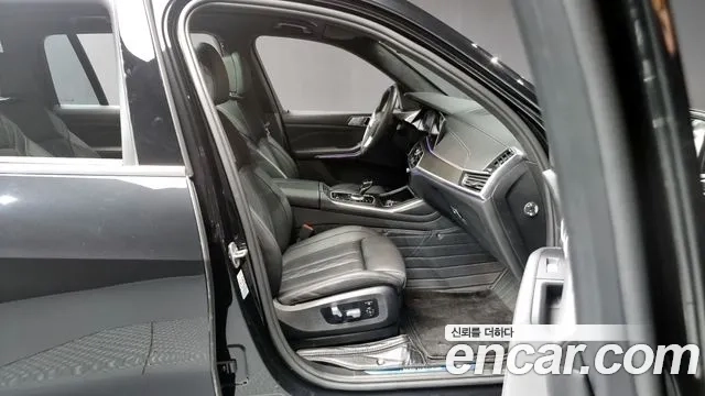 BMW X7 (G07) 2022 Черный из Кореи, фото 2