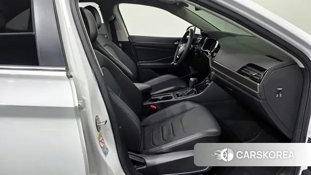 Volkswagen 7th Generation of Jetta 2020 Белый из Кореи, фото 2