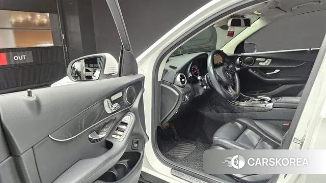 Mercedes-Benz GLC-Class X253 2019 Белый из Кореи, фото 2