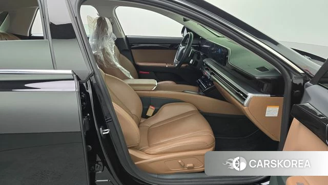 Hyundai Grandeur Hybrid (GN7) 2023 Черный из Кореи, фото 2