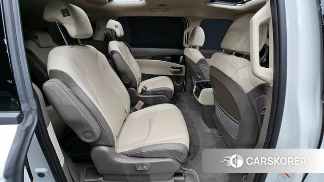 Kia Carnival 4th generation 2023 Белый из Кореи, фото 2