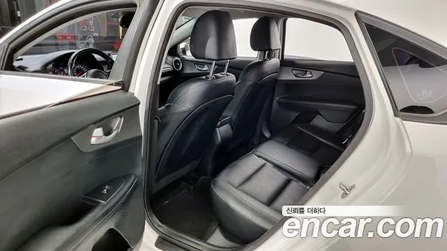 Kia Come New K3 2018 Белый из Кореи, фото 2