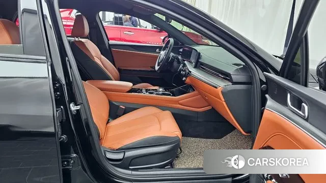 Kia The New K5 3rd generation 2023 Черный из Кореи, фото 2