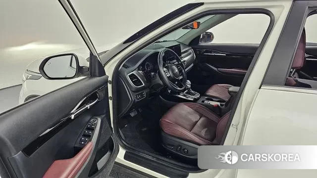 Kia Seltos 2020 Белый из Кореи, фото 2