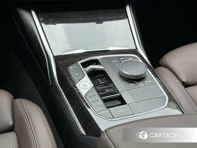 BMW 3 series 2023 Белый из Китая, фото 2