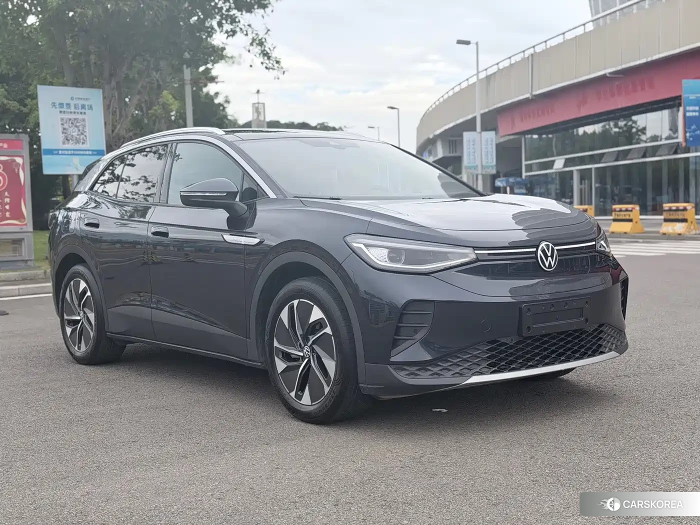 Volkswagen ID.4 CROZZ 2024 Silver/gray из Китая, фото 2