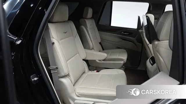 Cadillac Escalade 5th Generation 2021 Черный из Кореи, фото 2