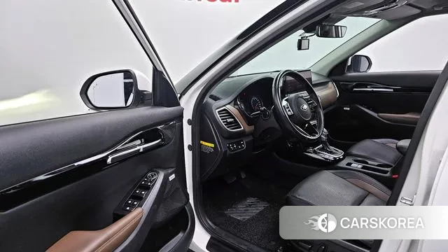 Kia Seltos 2019 Белый из Кореи, фото 2