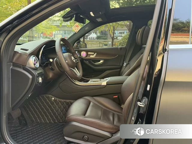 Mercedes-Benz GLC 2022 Черный из Китая, фото 2