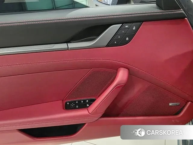 Porsche 911(992) 2024 Серебристо-серый из Кореи, фото 2