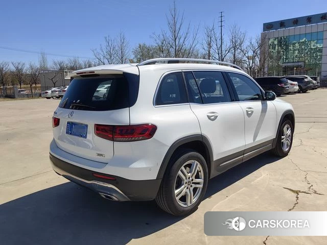 Mercedes-Benz GLB 2023 Белый из Китая, фото 2