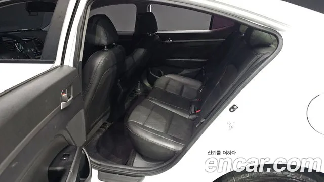 Hyundai Avante AD 2018 Белый из Кореи, фото 2