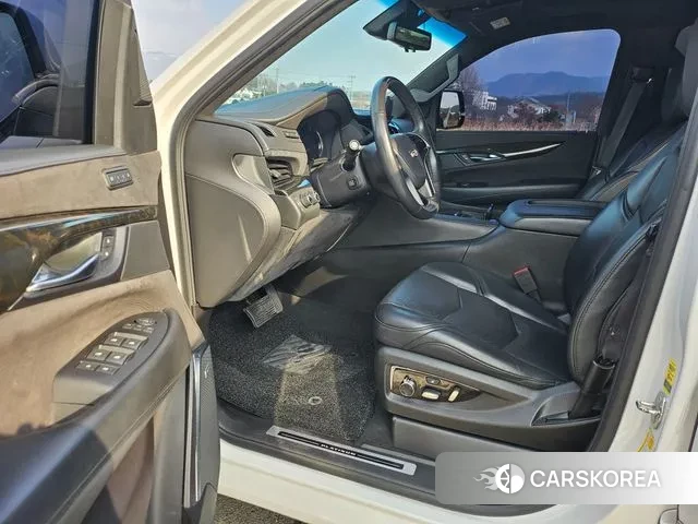 Cadillac Escalade 2018 Белый из Кореи, фото 2