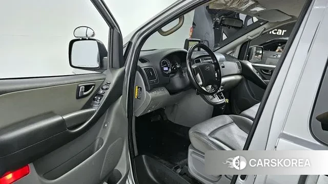 Hyundai The New Grand Starex 2019 Серебряный из Кореи, фото 2
