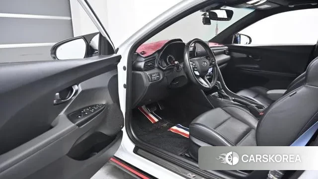 Hyundai Veloster (JS) 2020 Белый из Кореи, фото 2
