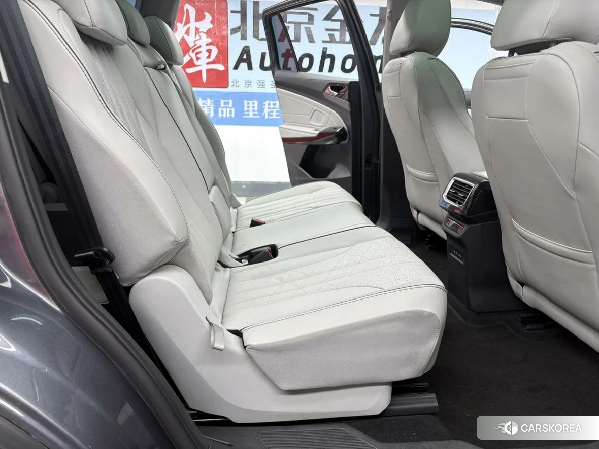 Volkswagen ID.6 X 2023 Темно-серый из Китая, фото 2